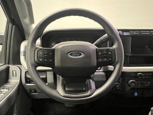 Used 2024 Ford F250 XLT image 15