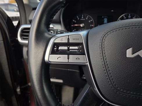 Used 2022 Kia Telluride S image 23