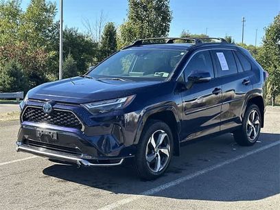 Used 2022 Toyota RAV4 SE