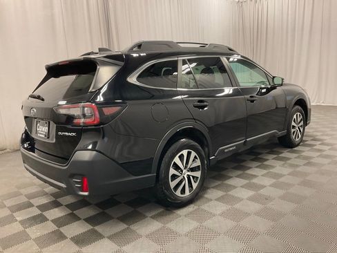 Used 2022 Subaru Outback Premium AWD/4WD image 2