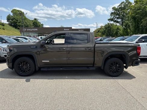 Used 2023 GMC Sierra 1500 Elevation AWD/4WD image 2