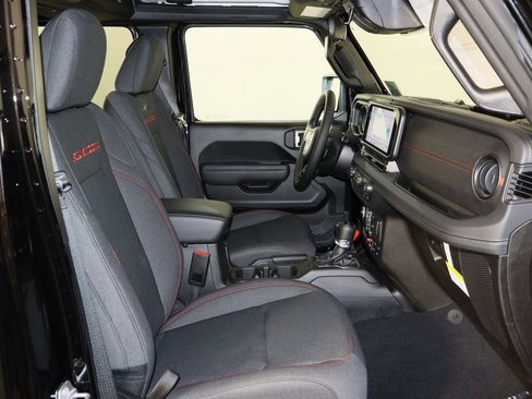 New 2026 Jeep Wrangler Unlimited Rubicon image 19