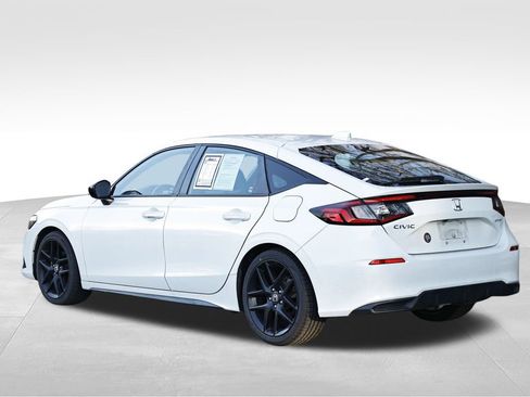 Used 2022 Honda Civic Sport image 3