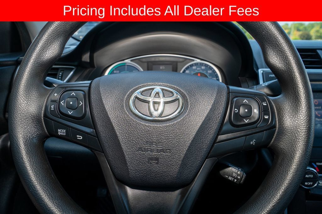 Used 2017 Toyota Camry LE FWD image 16