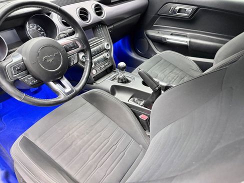 Used 2017 Ford Mustang GT image 9