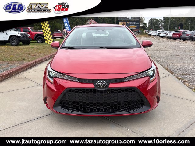 Used 2021 Toyota Corolla LE FWD image 2