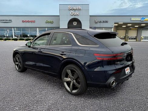 Used 2022 Genesis GV70 3.5T Sport w/ Sport Prestige Package AWD/4WD image 3