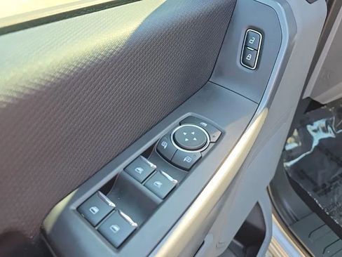 Used 2023 Ford F150 XLT AWD/4WD image 12