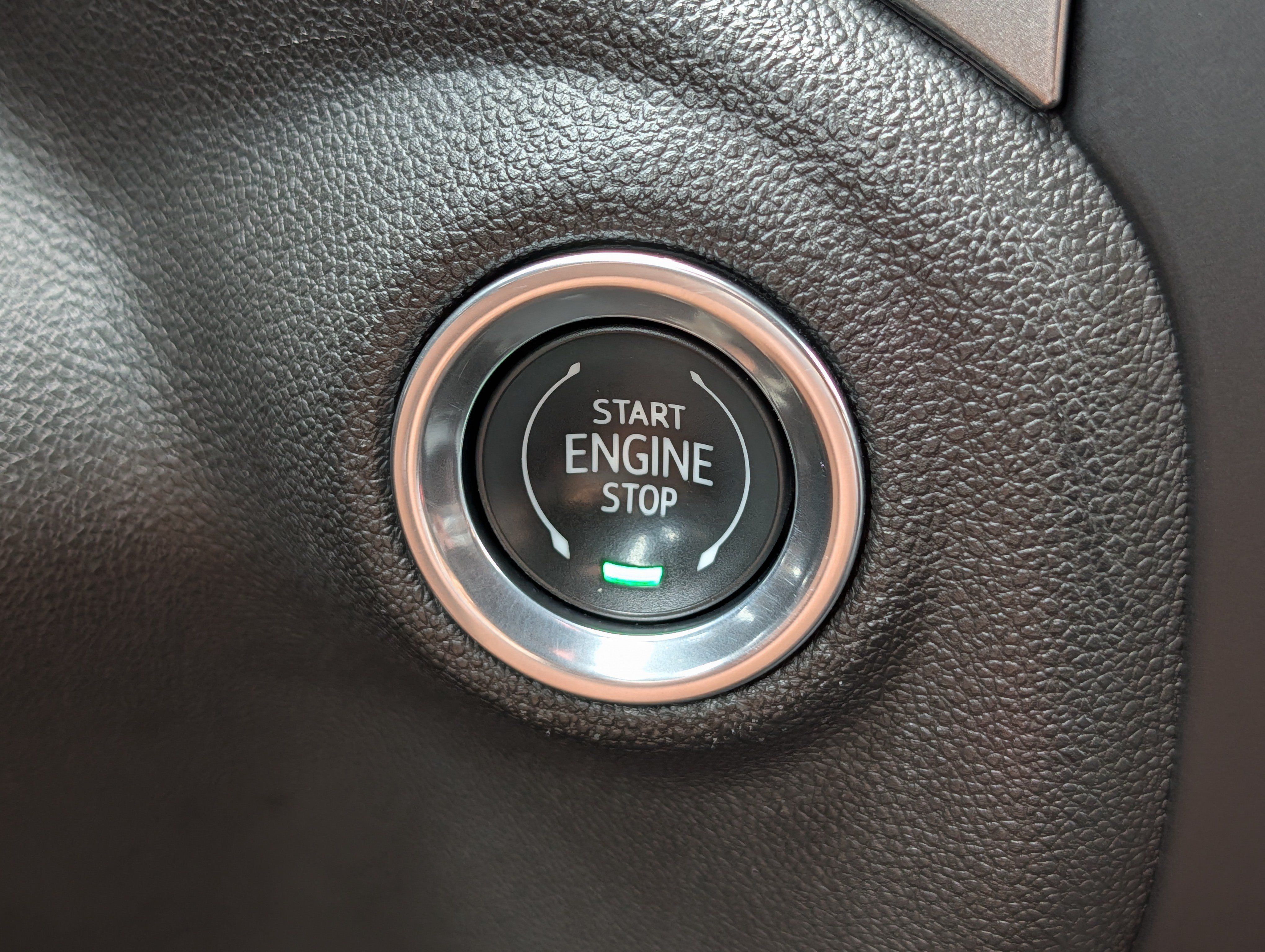 Used 2020 Chevrolet Silverado 1500 RST AWD/4WD image 29