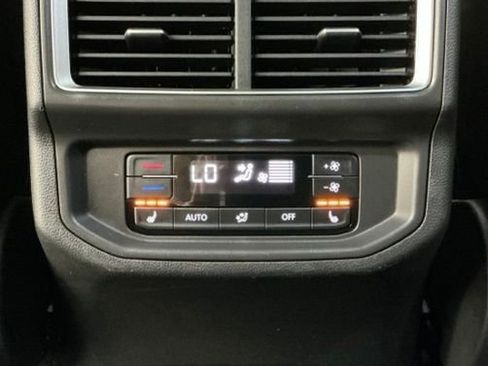 Used 2024 Volkswagen Atlas SEL Premium R-Line AWD/4WD image 22