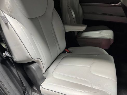 Used 2025 Hyundai Palisade SEL FWD image 11