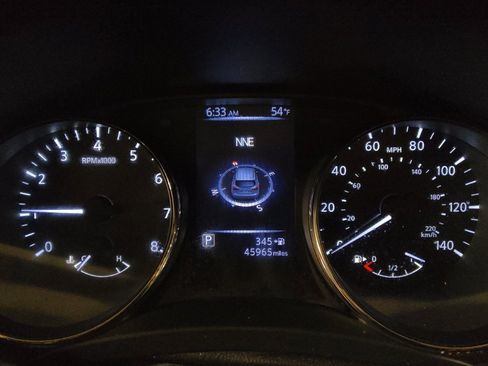 Used 2017 Nissan Rogue Sport SV w/ SV Premium Package image 23