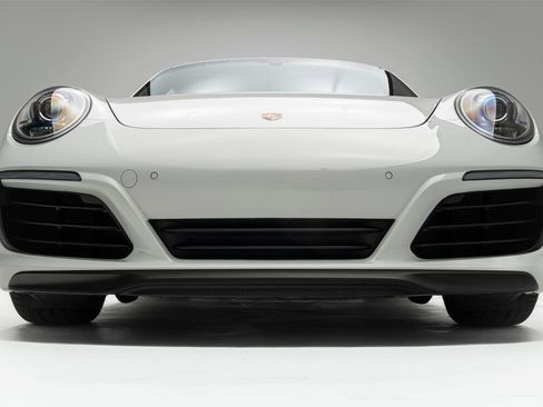 Used 2018 Porsche 911 Carrera image 48