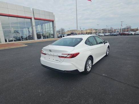 Certified 2025 Toyota Camry LE w/ Convenience Package image 3
