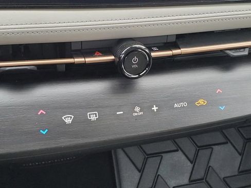 Certified 2023 Nissan Ariya FWD image 26