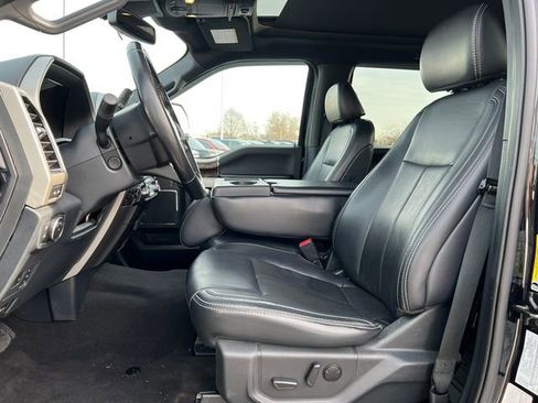 Certified 2022 Ford F450 Lariat w/ Lariat Ultimate Package image 5