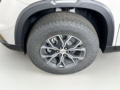 New 2026 GMC Acadia AT4 w/ Luxury Package AWD/4WD image 26