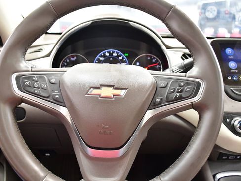 Used 2024 Chevrolet Malibu LT image 20