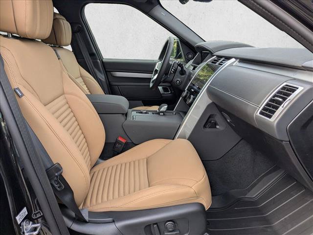 New 2026 Land Rover Discovery Limited Edition AWD/4WD image 17