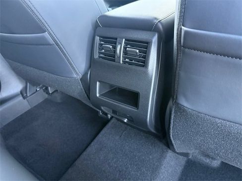 New 2026 Mitsubishi Outlander SE image 26