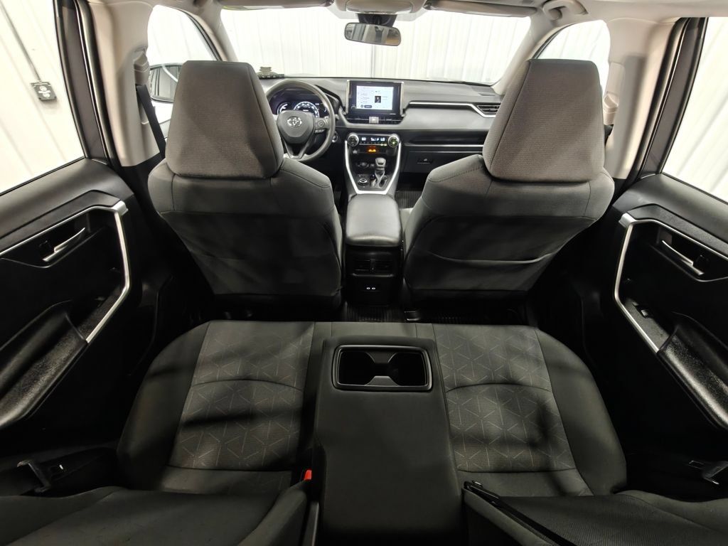 Used 2024 Toyota RAV4 XLE w/ Convenience Package AWD/4WD image 25