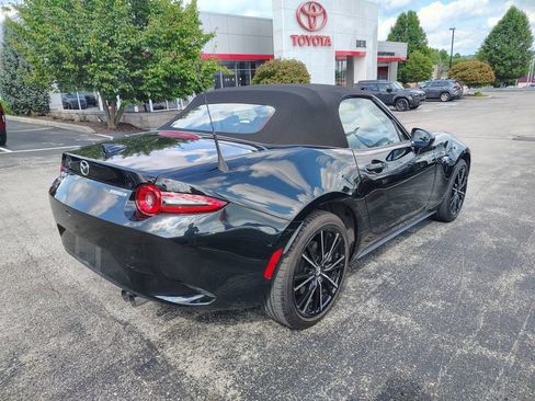 Used 2024 MAZDA MX-5 Miata Grand Touring w/ Appearance Package RWD image 4