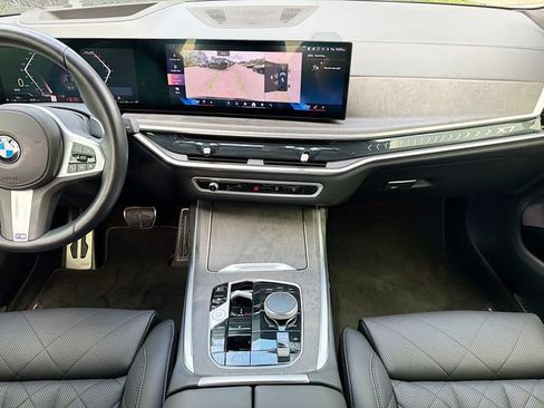 Used 2024 BMW X7 xDrive40i w/ M Sport Package AWD/4WD image 20