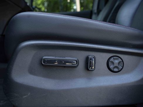 Used 2025 Honda Odyssey Sport-L image 40
