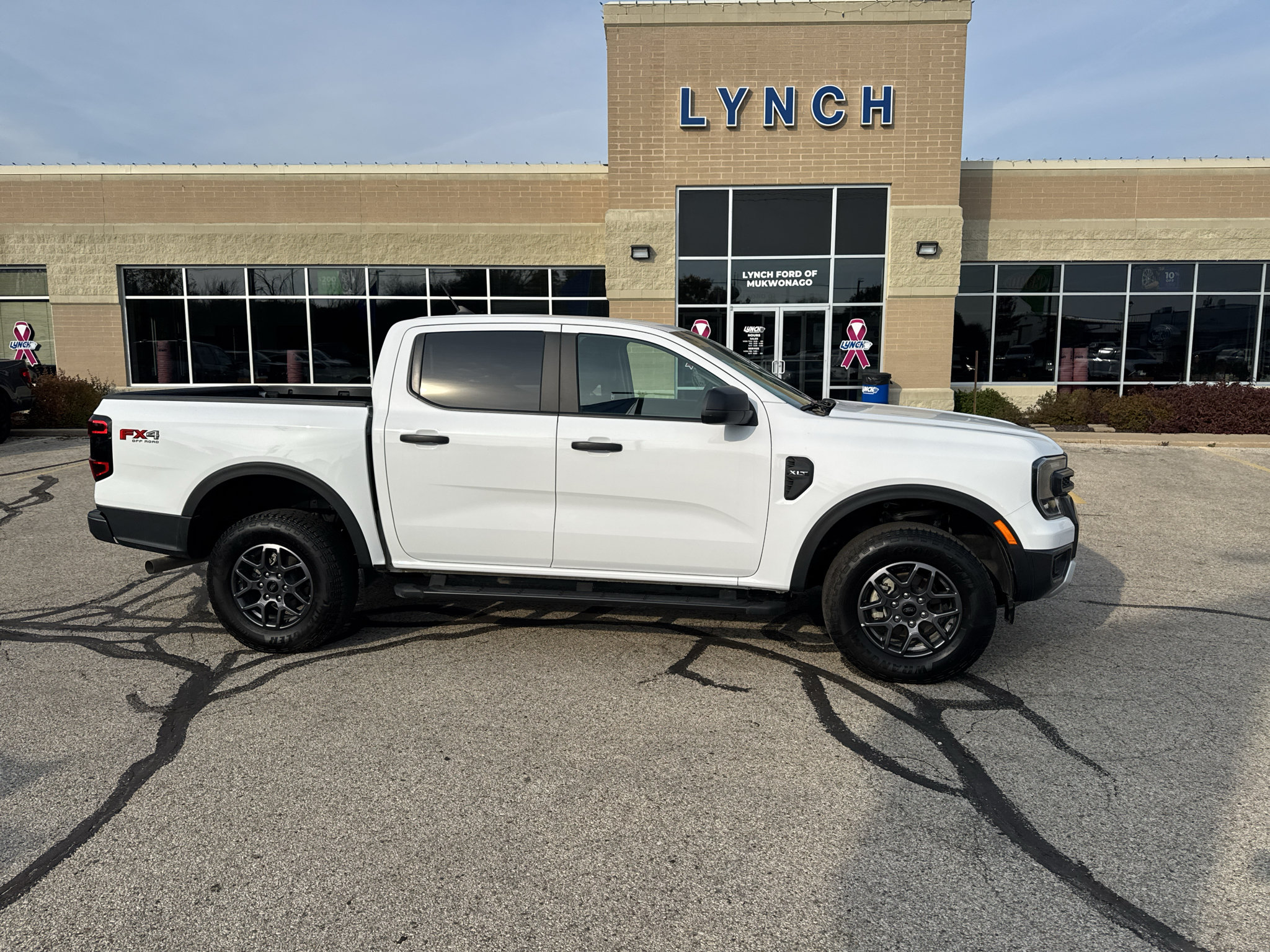 Used 2025 Ford Ranger XLT w/ FX4 Off-Road Package AWD/4WD image 4
