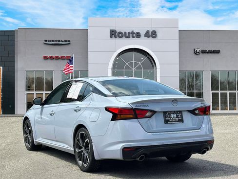 Used 2023 Nissan Altima 2.5 SR FWD image 4