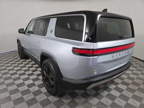 Used 2023 Rivian R1S Adventure AWD/4WD image 3
