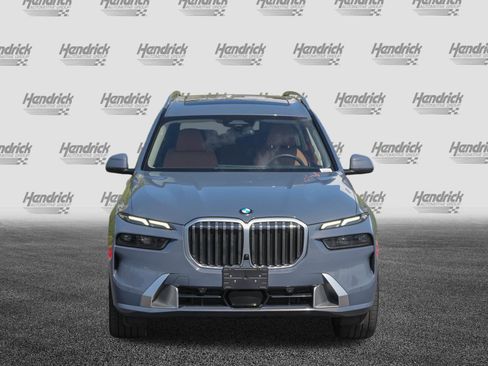 Used 2026 BMW X7 xDrive40i w/ Dynamic Handling Package image 3