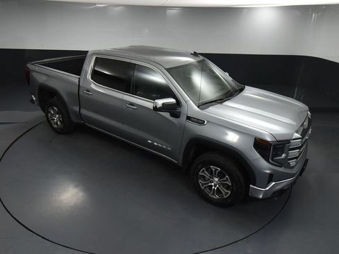 Used 2024 GMC Sierra 1500 SLE image 57