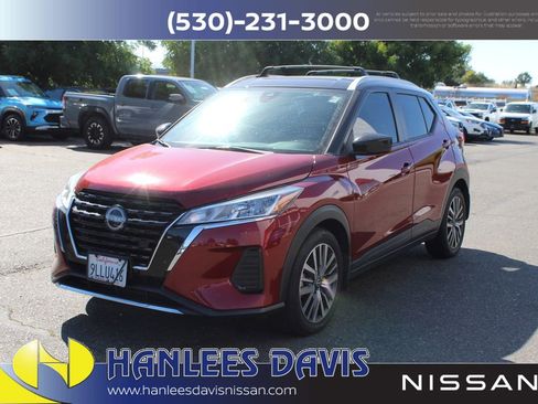 Used 2024 Nissan Kicks SV w/ Exterior Package FWD image 3