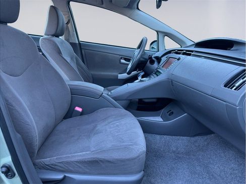 Used 2010 Toyota Prius Five image 18