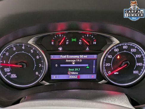 Used 2022 GMC Terrain SLT w/ Infotainment Package II AWD/4WD image 16