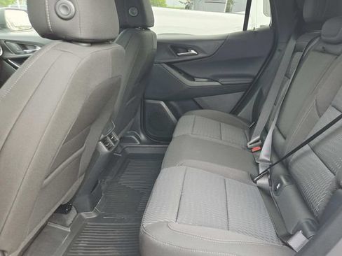 New 2027 Chevrolet Equinox LT FWD image 9