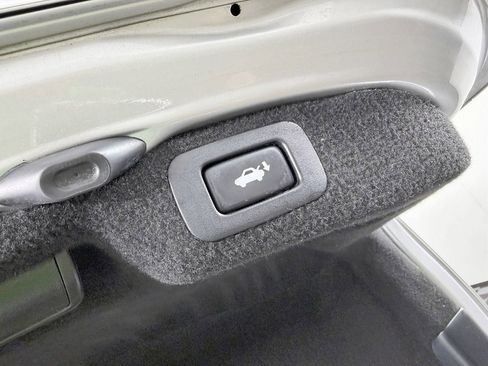 Used 2014 Lexus LS 460 w/ Comfort Package RWD image 15
