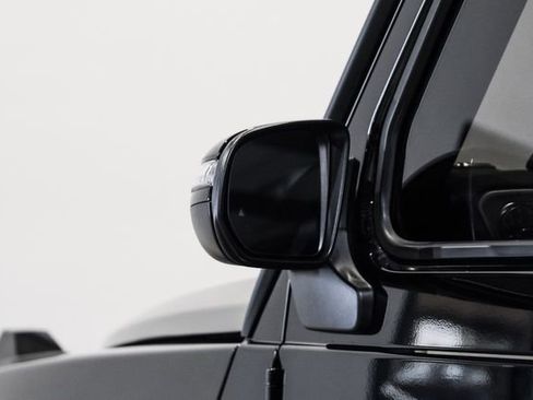 Used 2022 Mercedes-Benz G 550 w/ Exclusive Interior Package image 33