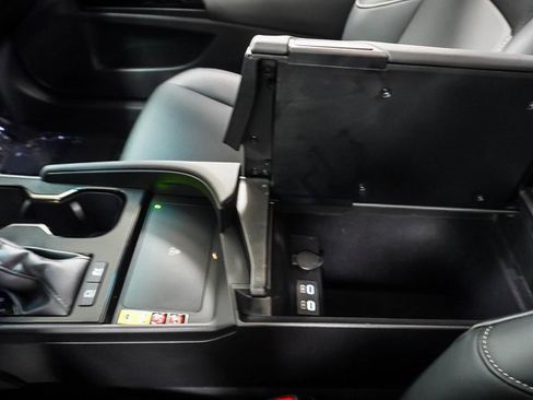 Certified 2025 Lexus ES 300h 300h image 16