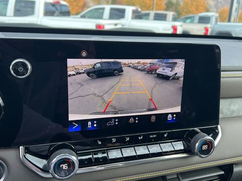 Certified 2024 Chevrolet Colorado ZR2 w/ Technology Package image 36