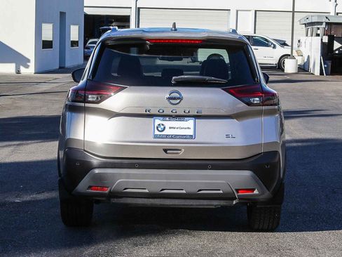 Used 2021 Nissan Rogue SL w/ Premium Package image 5