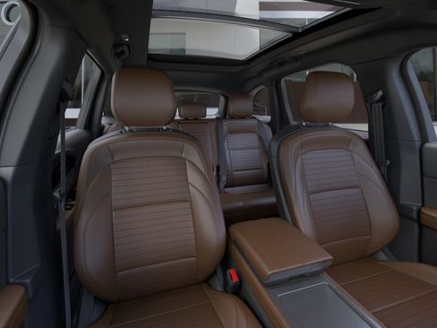 New 2026 Lincoln Nautilus Reserve w/ Jet Appearance Package AWD/4WD image 10