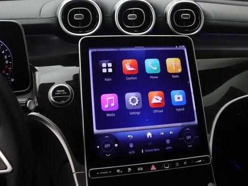 Certified 2025 Mercedes-Benz GLC 350e 4MATIC image 11