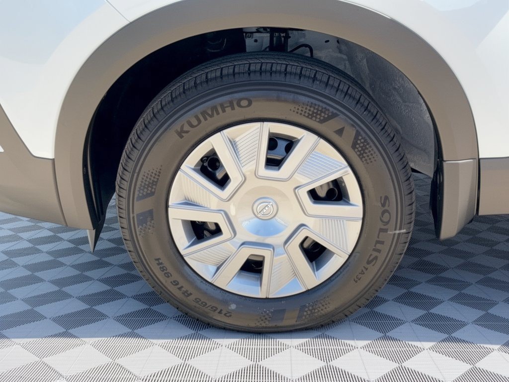 New 2027 Nissan Kicks S FWD image 13