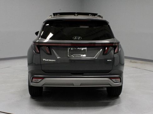 Used 2025 Hyundai Tucson Limited AWD/4WD image 10