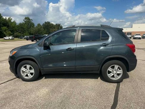 Used 2021 Chevrolet Trax LT w/ Driver Confidence Package AWD/4WD image 5