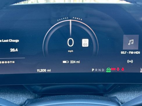 Used 2025 Lucid Air Pure RWD image 36