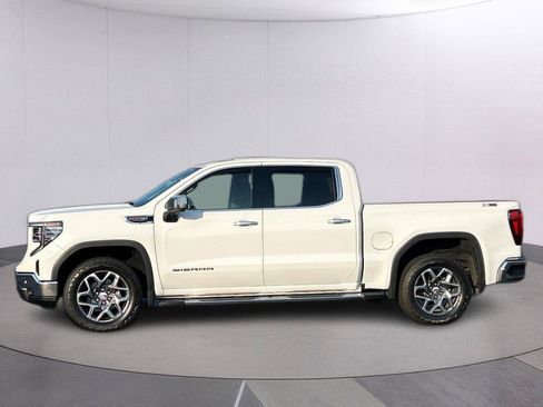 Used 2025 GMC Sierra 1500 SLT w/ SLT Premium Plus Package AWD/4WD image 2