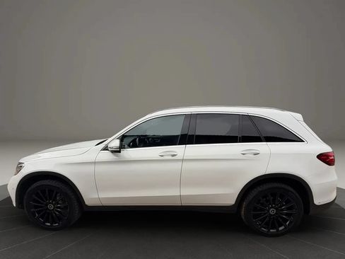 Used 2018 Mercedes-Benz GLC 300 4MATIC image 5